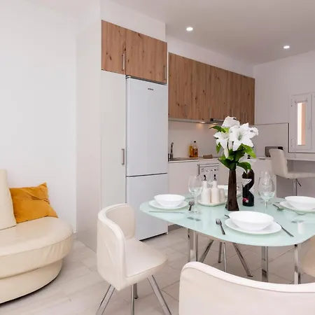 Tranquil 2 Bedroom Location