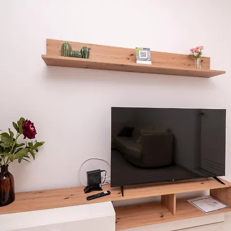 Apartment Tranquil 2 Bedroom Location